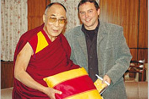 Tibet: Schüsse und tote Leitungen