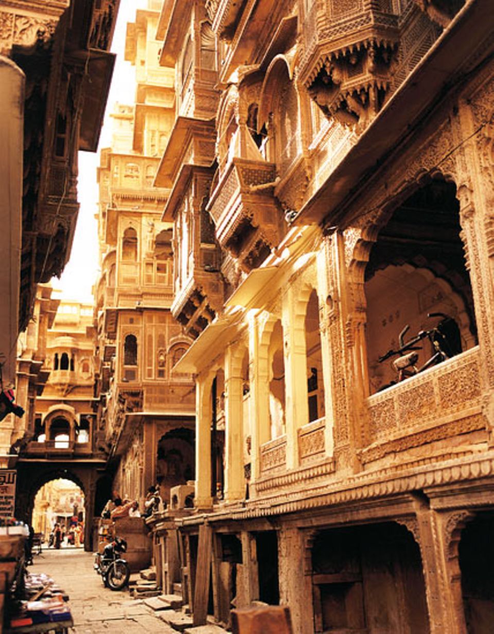 Karawanenstadt Jaisalmer: filigrane Schnitzereien an Herren- und Handelshäusern