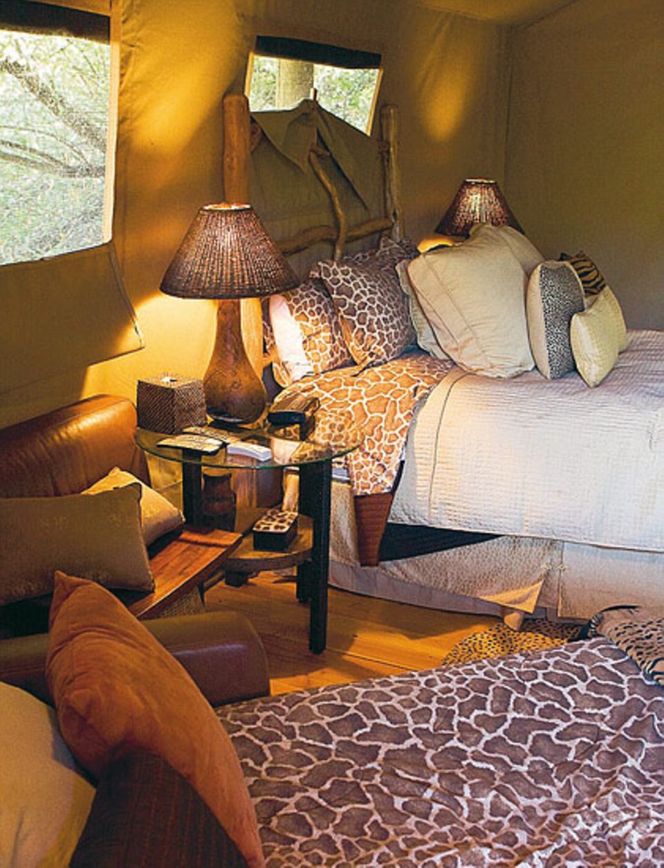 Campen de Luxe: Komfortables Bett statt Luftmatratze Campen de Luxe: Komfortables Bett statt Luftmatratze