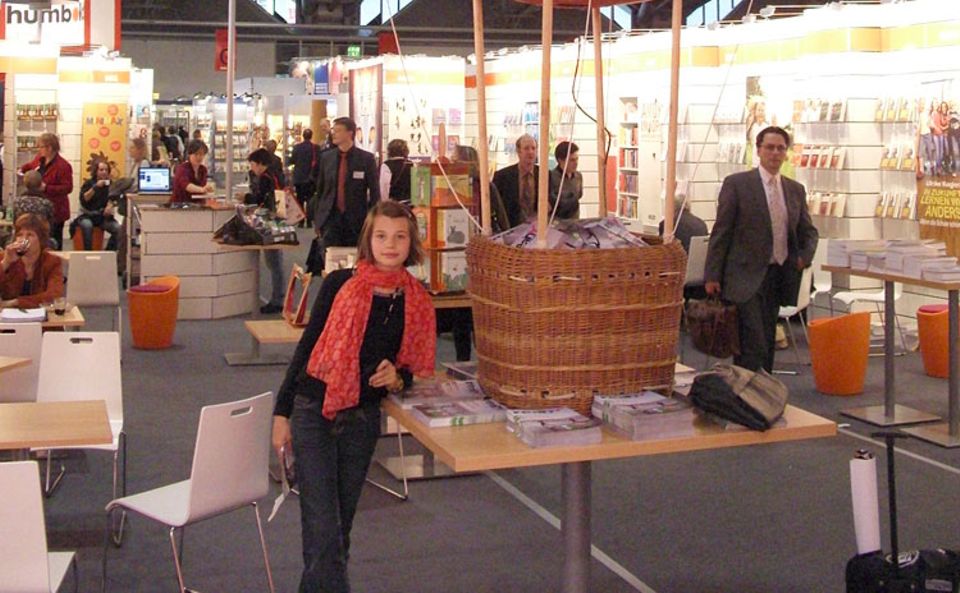 Eva Carlotta besuchte als GEOlino.de-Reporterin die Frankfurter Buchmesse Eva Carlotta besuchte als GEOlino.de-Reporterin die Frankfurter Buchmesse