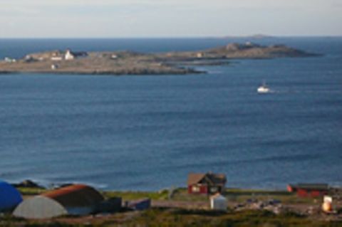 Saint-Pierre und Miquelon, Archipel in der Isolation
