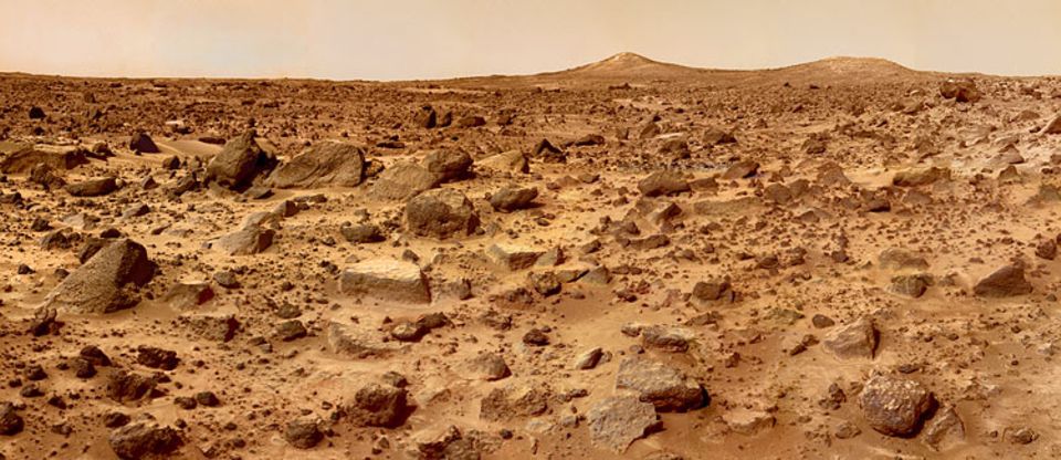 Forschung: Dieses Foto vom Mars schickte die SONDE "Mars Pathfinder" (auf Deutsch: Mars-Pfadfinder) zur Erde. Sie landete im Juli 1997 auf dem Planeten Forschung: Dieses Foto vom Mars schickte die SONDE "Mars Pathfinder" (auf Deutsch: Mars-Pfadfinder) zur Erde. Sie landete im Juli 1997 auf dem Planeten