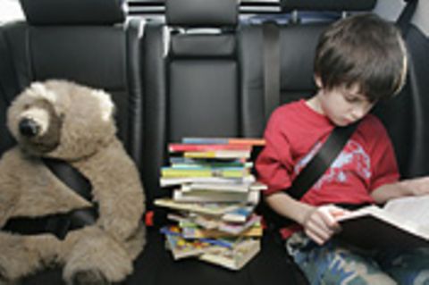 Mit Kindern im Auto: Tipps für eine entspannte Autofahrt mit Kindern