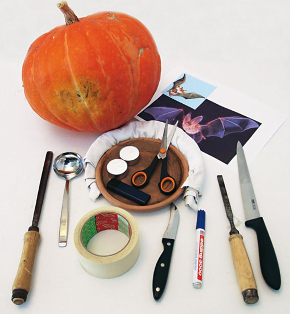 Bastelanleitung: Material für euren Halloweenkürbis Bastelanleitung: Material für euren Halloweenkürbis