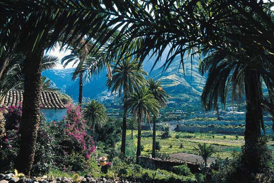 Die Vulkaninsel Gran Canaria besticht durch ihre großartige Landschaft und wurde deshalb zum beliebten Urlaubsziel Die Vulkaninsel Gran Canaria besticht durch ihre großartige Landschaft und wurde deshalb zum beliebten Urlaubsziel