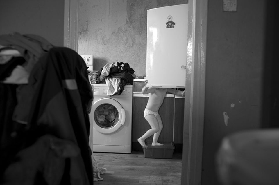 Wenn die dreijährige Shannon Hunger hat, nimmt sie sich etwas aus dem Kühlschrank. Gemeinsame Mahlzeiten kennt die Familie nicht