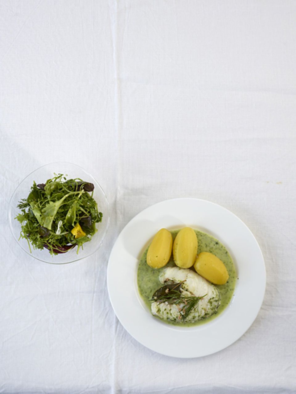 Rezept: Dorschkoteletts mit Wildkräutern: Dorschkoteletts mit Wildkräutern Rezept: Dorschkoteletts mit Wildkräutern: Dorschkoteletts mit Wildkräutern