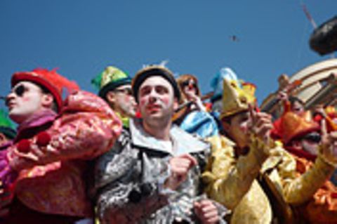Andalusien: Karneval in Andalusien: Cádiz steht Kopf