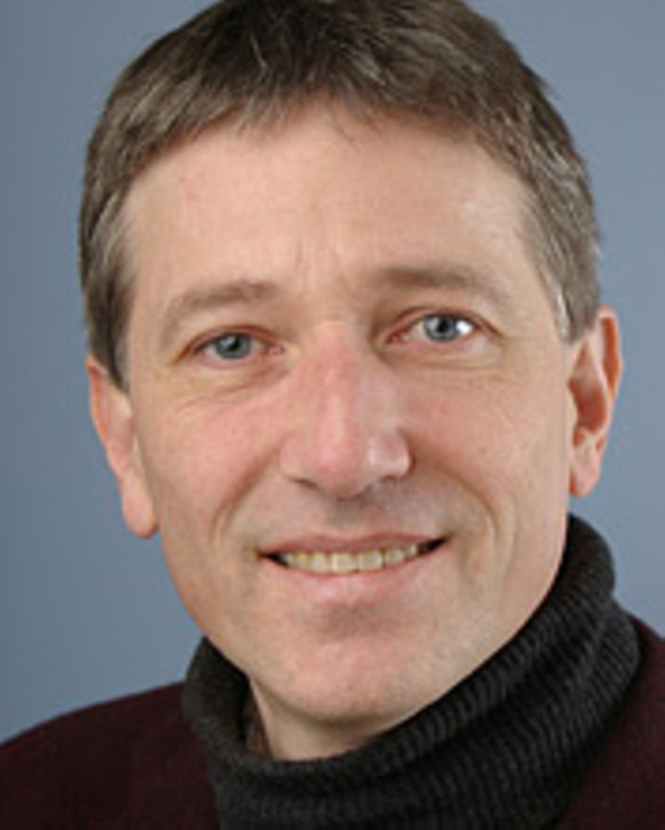 Interview: Dr. Frieder Thomas ist Geschäftsführer des AgrarBündnisses Interview: Dr. Frieder Thomas ist Geschäftsführer des AgrarBündnisses