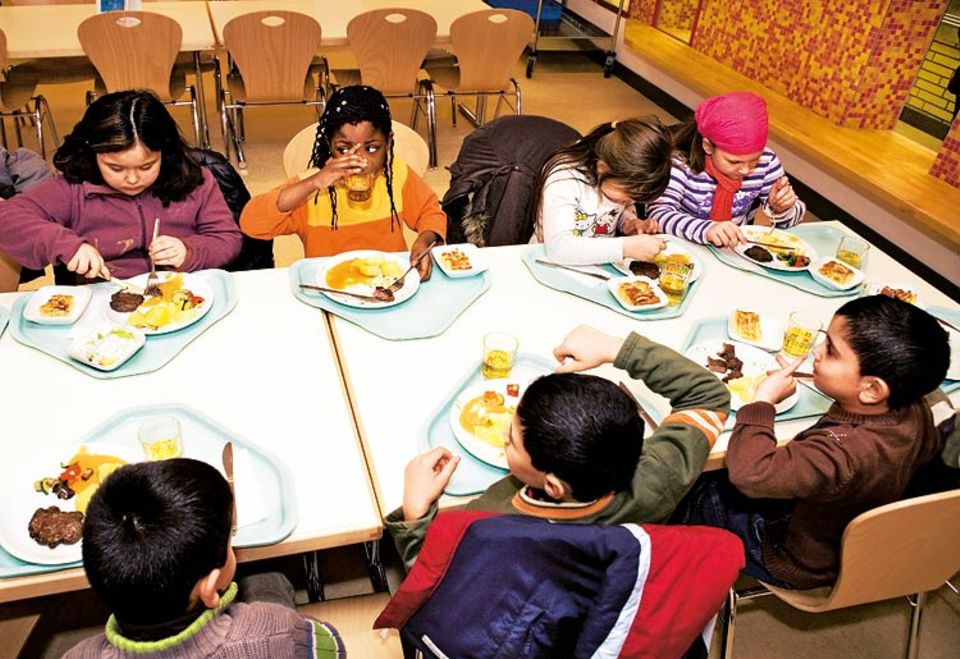 Ernährung: Den Schülern schmeckt es richtig gut! Ernährung: Den Schülern schmeckt es richtig gut!