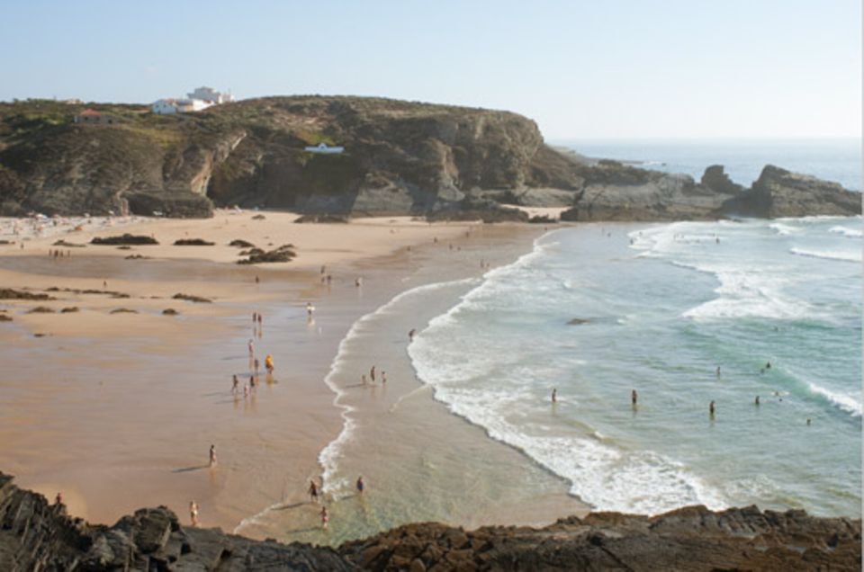 Portugal: Wilde Klippen und sonnige breide Strände – die Costa Alentejana hat beides
