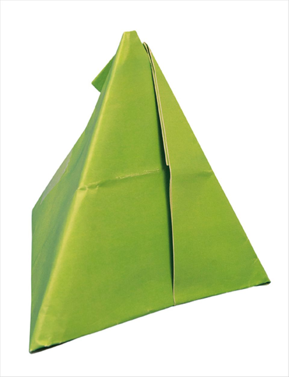 Mathematik: So eine Pyramide kann man ganz schnell aus einem Blatt Papier basteln