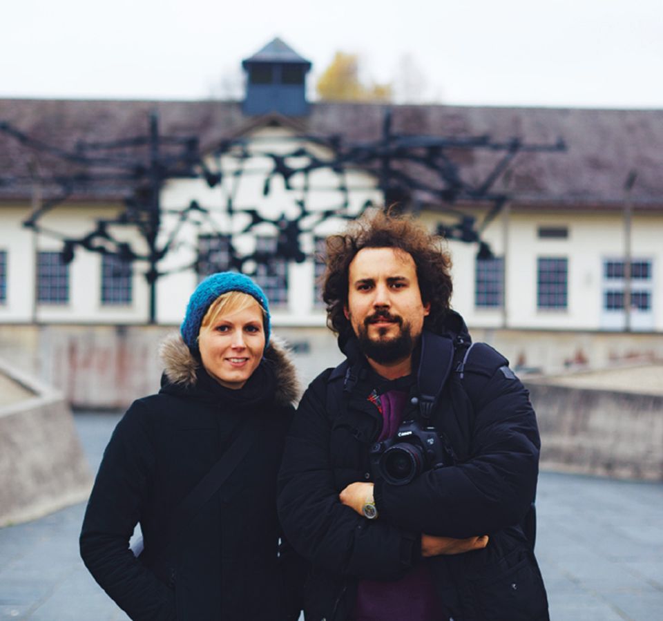 Reporter Simone Müller und Julian Baumann sammeln viele Eindrücke vom unmenschlichen Alltag der Häftlinge Reporter Simone Müller und Julian Baumann sammeln viele Eindrücke vom unmenschlichen Alltag der Häftlinge