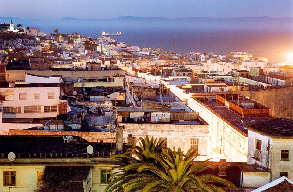 Tanger: Rund eine Millionen Menschen leben inzwischen in Tanger, auch Tangier genannt Tanger: Rund eine Millionen Menschen leben inzwischen in Tanger, auch Tangier genannt