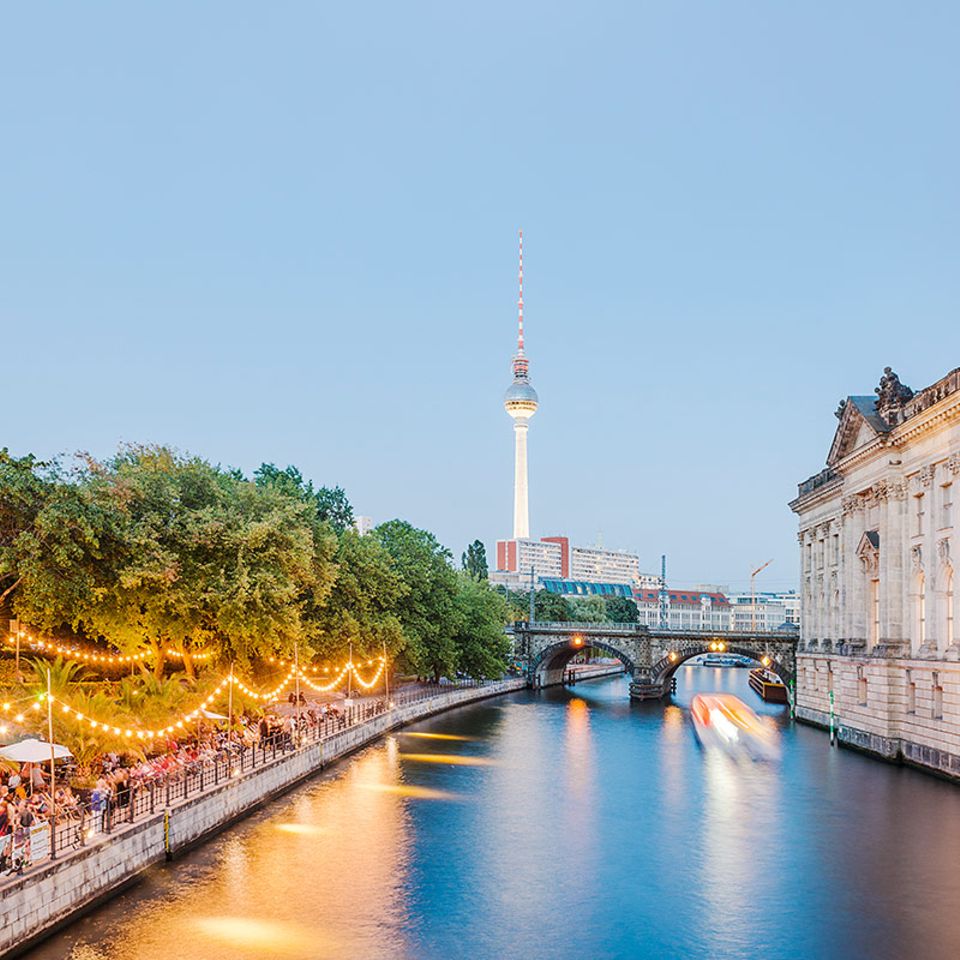 REISETIPPS: Hochglanz und Brüche - Mitte