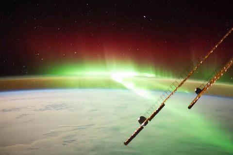 Zeitraffer von der ISS: Alexander Gerst filmt beeindruckendes Polarlicht