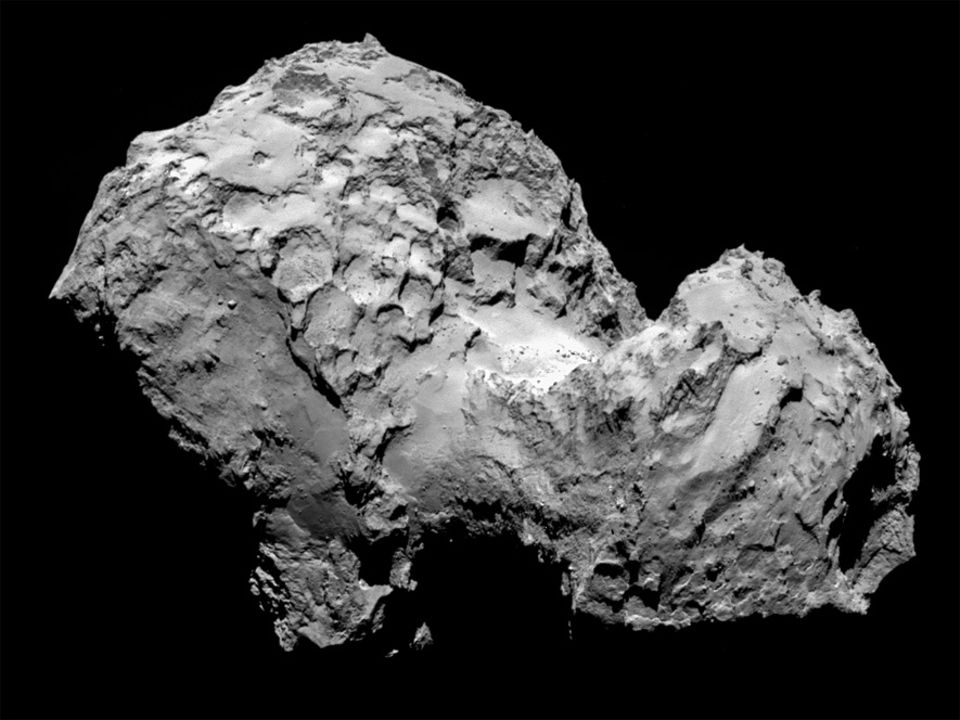 Raumsonde Rosetta: Staubig-unförmiger Brocken: Aus einer Entfernung von 285 Kilometern fotografiert Rosettas Bordkamera den Zielkometen Raumsonde Rosetta: Staubig-unförmiger Brocken: Aus einer Entfernung von 285 Kilometern fotografiert Rosettas Bordkamera den Zielkometen