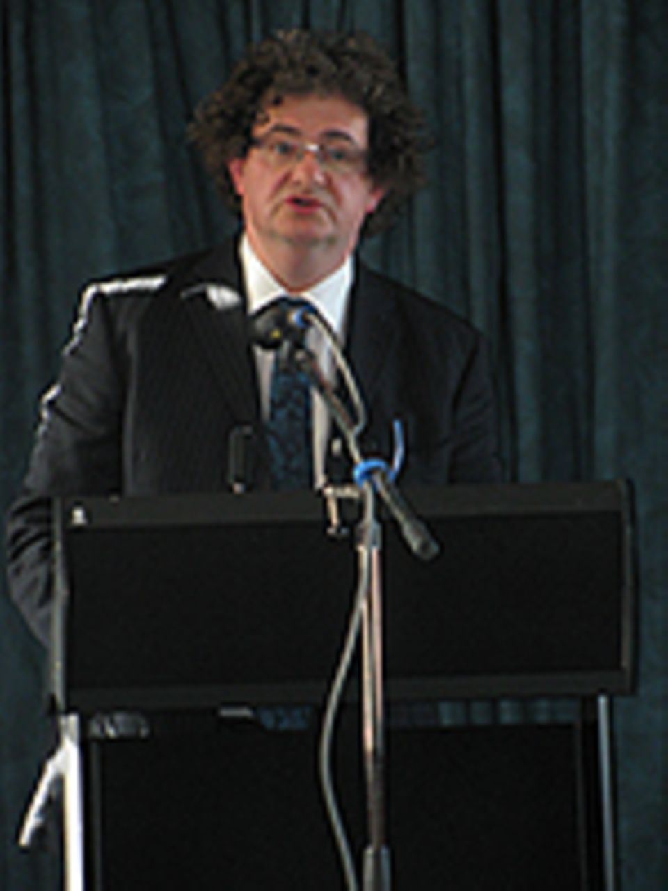 INTERVIEW: Prof. Ian Yeoman forscht an der Victoria University Wellington und berät die Tourismusorganisation der UN. Sein Buch "2050 – Tomorrow’s Tourism" erschien 2012 bei Channel View Publications, Bristol INTERVIEW: Prof. Ian Yeoman forscht an der Victoria University Wellington und berät die Tourismusorganisation der UN. Sein Buch "2050 – Tomorrow’s Tourism" erschien 2012 bei Channel View Publications, Bristol