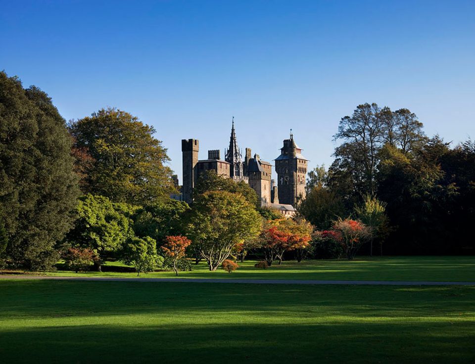 Cardiff Castle: Der Bute Park war einst der Schlossgarten und ist heutzutage nicht nur frei zugänglich sondern auch eine der beliebtesten Grünanlagen der Stadt