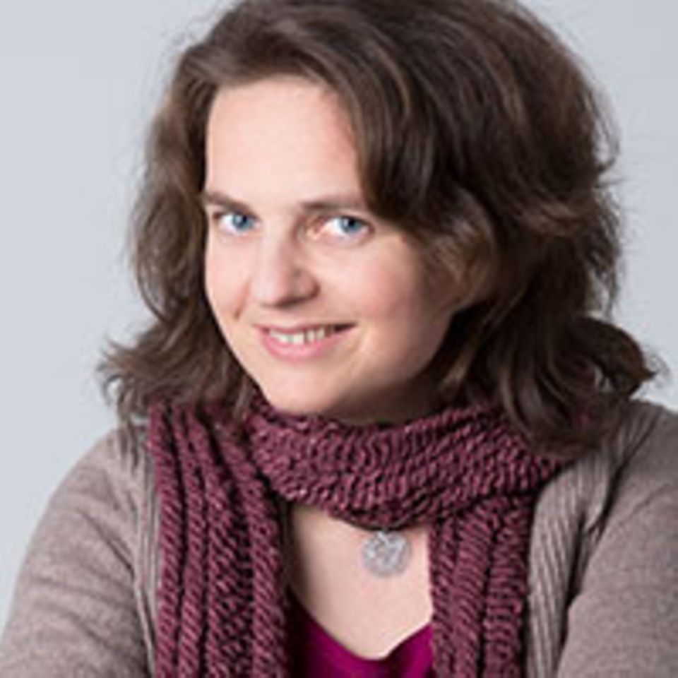 Wien zu Fuß: Petra Jens ist Beauftragte für Fußverkehr in Wien und weiß genau, wo den Wienern der Schuh drückt Wien zu Fuß: Petra Jens ist Beauftragte für Fußverkehr in Wien und weiß genau, wo den Wienern der Schuh drückt