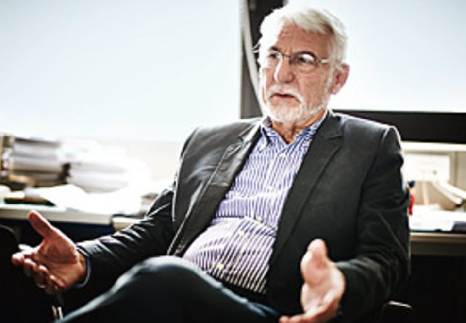 Neurowissenschaft: SPASS AM DENKEN ist ein wesentlicher Erfolgsfaktor, so Gerhard Roth. Vor allem der Erwerb von Wissen – Prinzipien verstehen, Einsichten haben – sei für viele Menschen eine extrem reiche Belohnung Neurowissenschaft: SPASS AM DENKEN ist ein wesentlicher Erfolgsfaktor, so Gerhard Roth. Vor allem der Erwerb von Wissen – Prinzipien verstehen, Einsichten haben – sei für viele Menschen eine extrem reiche Belohnung