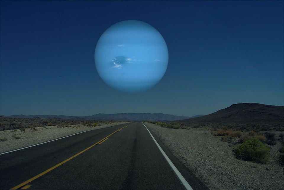 Faszinierende Illustrationen: Neptun 49528 km Faszinierende Illustrationen: Neptun 49528 km