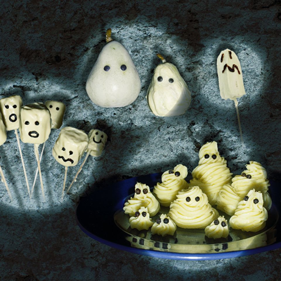 Halloween-Rezepte: Ob Marshmallow-Gespenster, Grusel-Birnen, Geister-Bananen oder Creme-Gespenster: Hier ist bestimmt für jeden Geschmack etwas dabei!