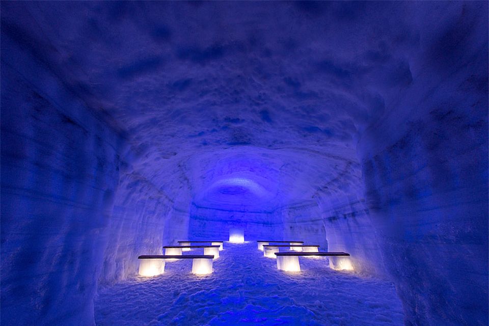 Island: Mehrere kleine Räume, wie diese Kapelle, sind in dem Tunnelgeflecht von 550 Metern zu finden. Die erste Hochzeit im Eis findet in wenigen Monaten statt