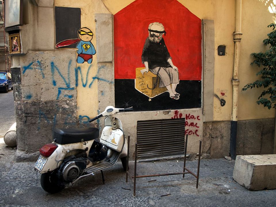 Reisetipps Süditalien: In den Gassen der drittgrößten Stadt Italiens toben sich die Street-Art-Künstler des Landes am liebsten aus Reisetipps Süditalien: In den Gassen der drittgrößten Stadt Italiens toben sich die Street-Art-Künstler des Landes am liebsten aus