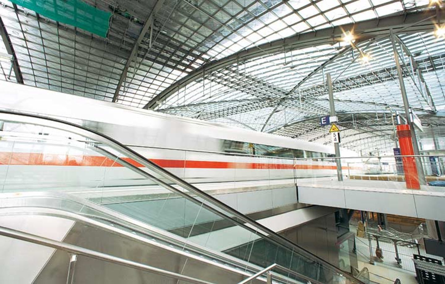 Hauptbahnhof Berlin: Palast der Züge - Bild 8