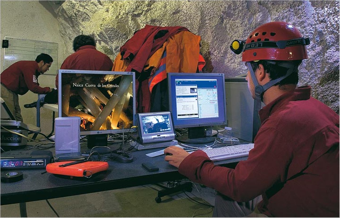 Höhlenforschung: In der Kammer der Kristallriesen - Bild 3