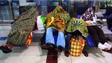Fotogalerie: Sleeping in Airports - Bild 2
