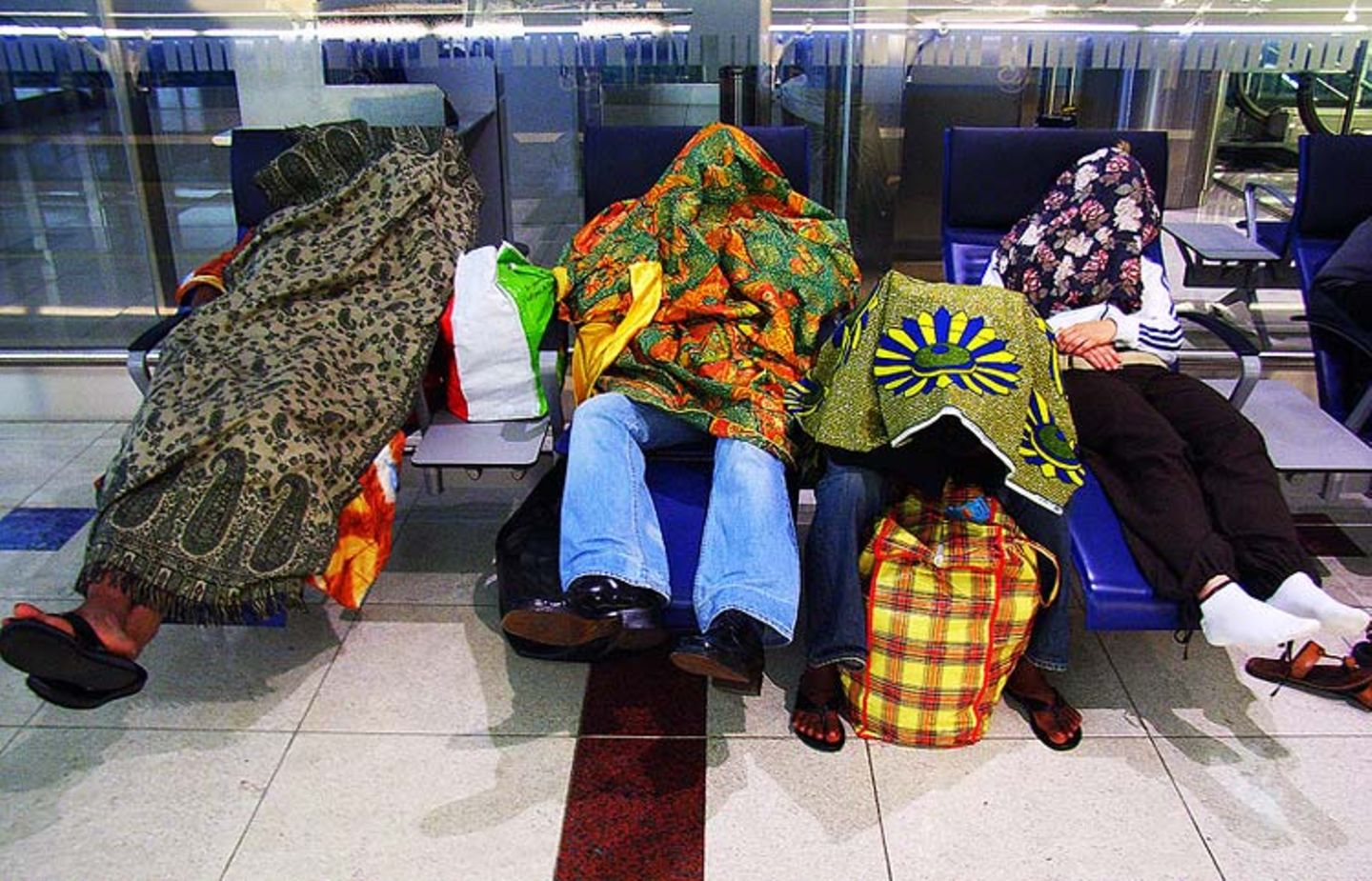 Fotogalerie: Sleeping in Airports - Bild 2