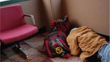 Fotogalerie: Sleeping in Airports - Bild 4