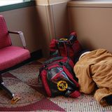 Fotogalerie: Sleeping in Airports - Bild 4