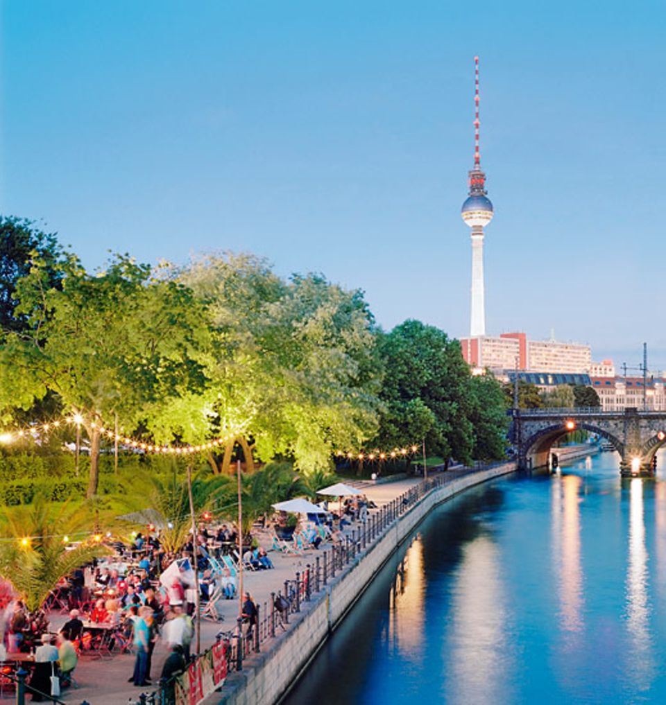 visit berlin summer