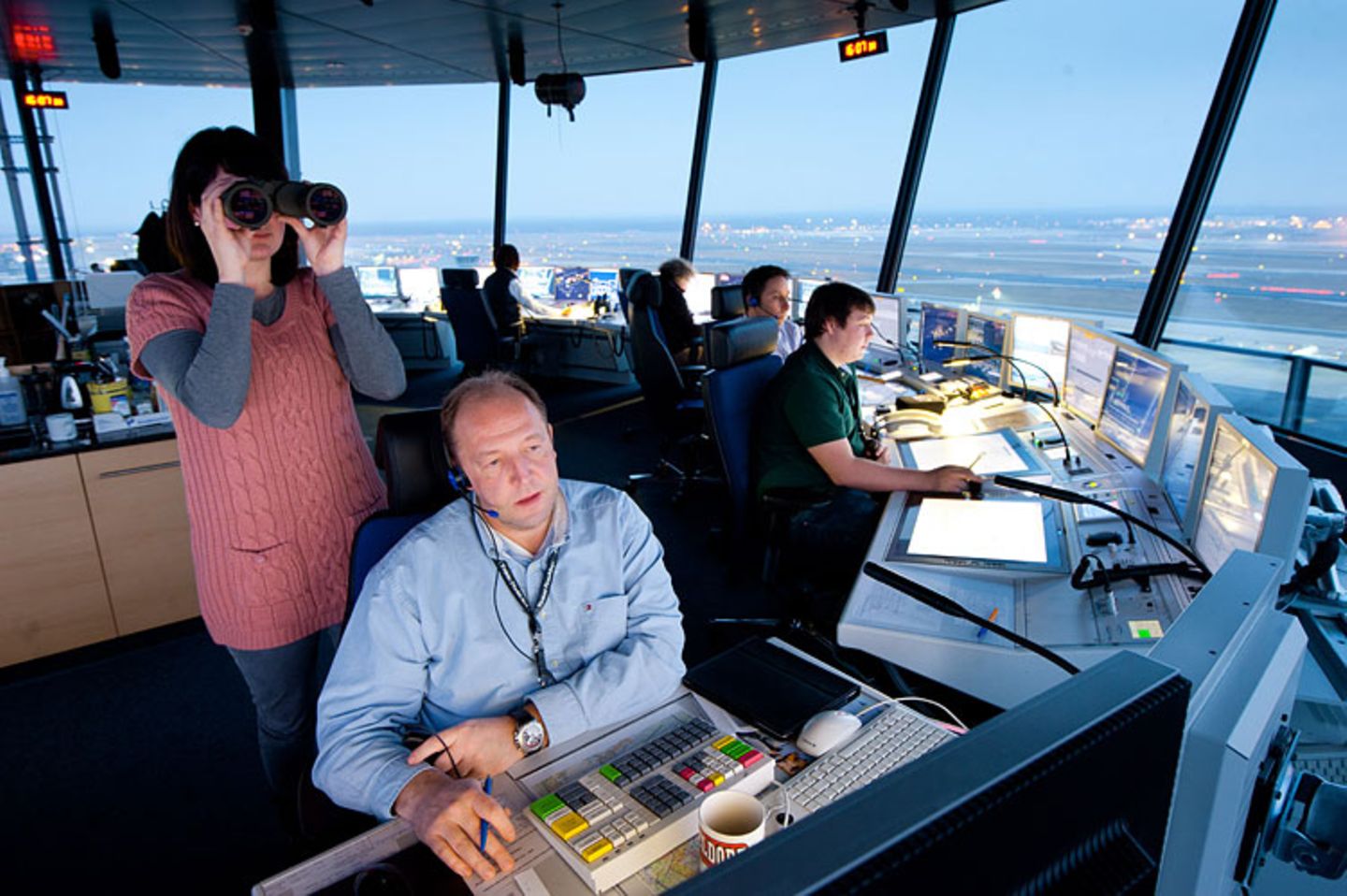 Flughafen: Am Boden geblieben - Bild 12