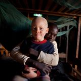 Fotostrecke: Unicef Burundi: Médick und seine Beschützer - Bild 2