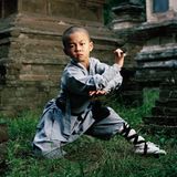 Kung-Fu Schüler und Kinderschauspieler