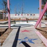 Pool auf der Dixie Lee Evans Ranch, Helendale, California