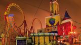 Kupferne Nächte: Wiener Prater um Mitternacht