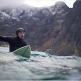 Fotogalerie: Surfen unter Polarlichtern - Bild 3