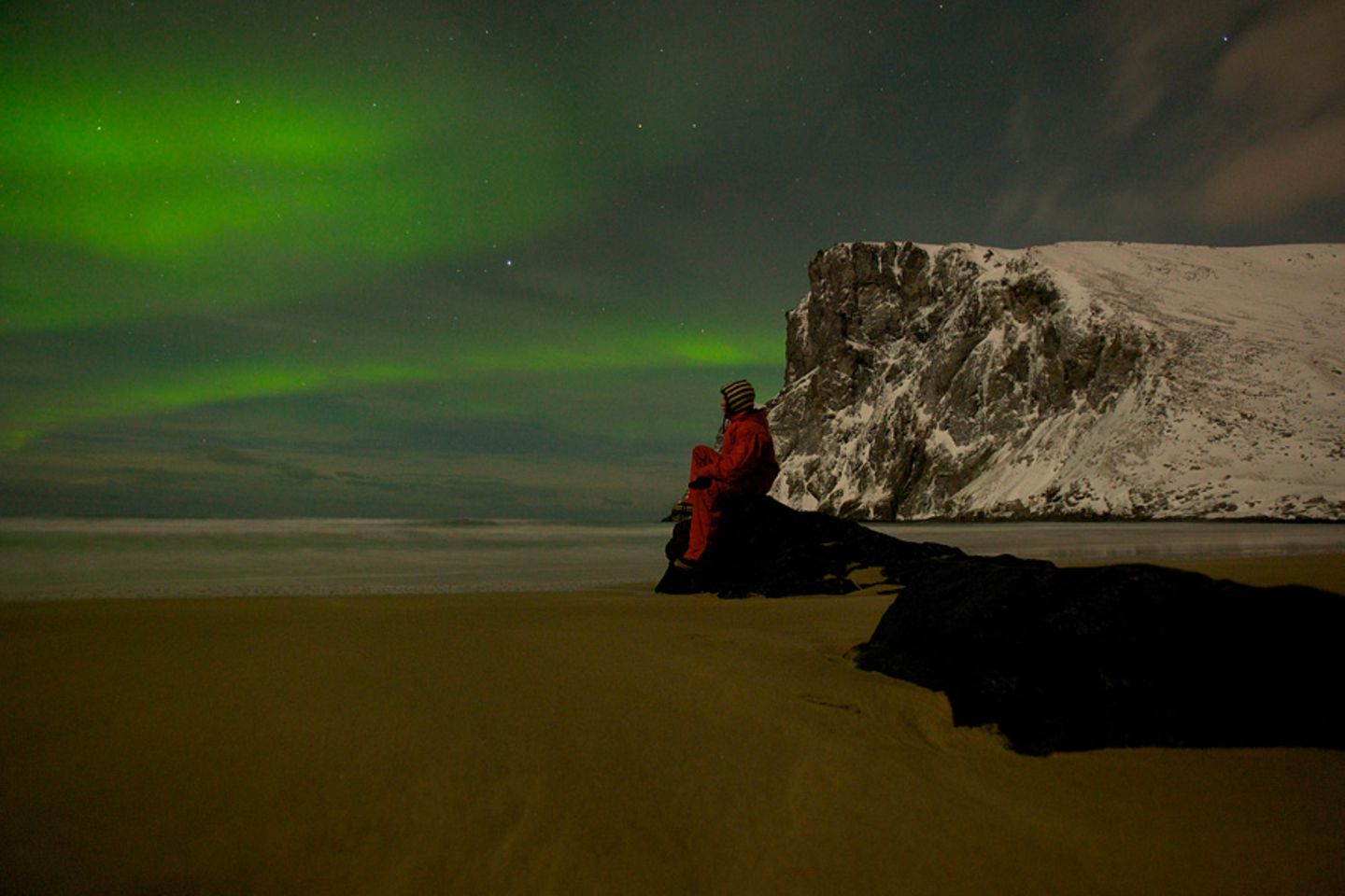 Fotogalerie: Surfen unter Polarlichtern - Bild 7
