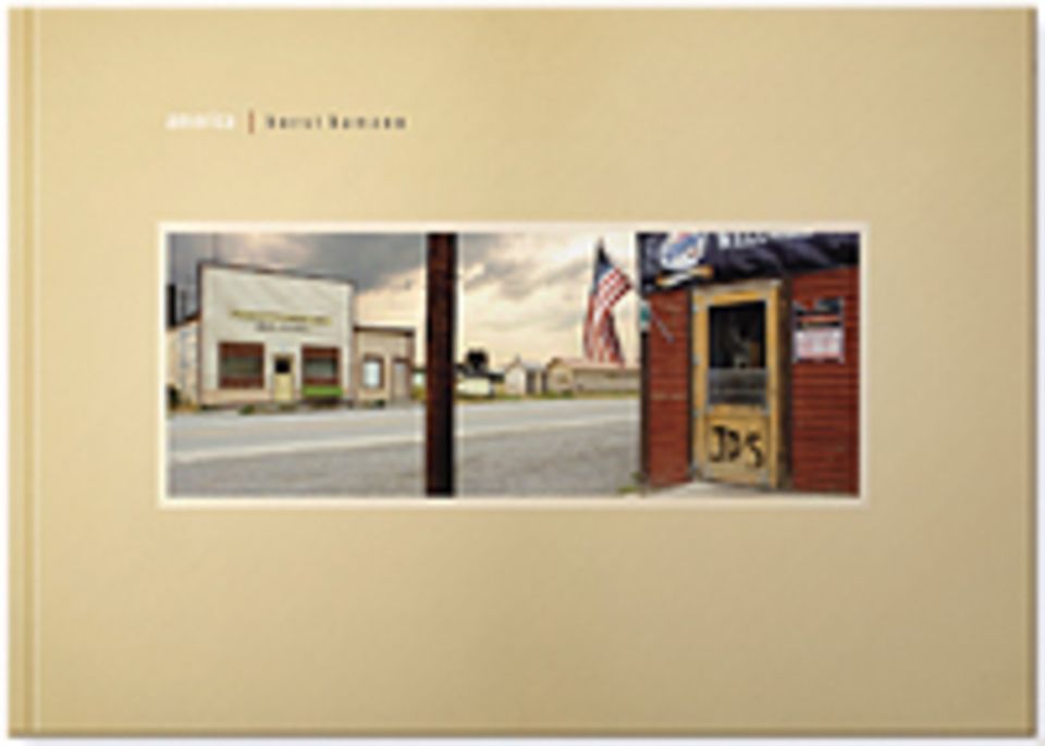Fotogalerie: America, 160 Seiten mit 70 Panoramafotografien in Farbe. Mit Texten von Roger Willemsen, Thomas C. Breuer und Horst Hamann in Deutsch und Englisch erschienen bei edition panorama Fotogalerie: America, 160 Seiten mit 70 Panoramafotografien in Farbe. Mit Texten von Roger Willemsen, Thomas C. Breuer und Horst Hamann in Deutsch und Englisch erschienen bei edition panorama
