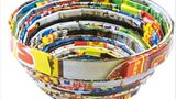 Upcycling: Schalen aus Altpapier basteln