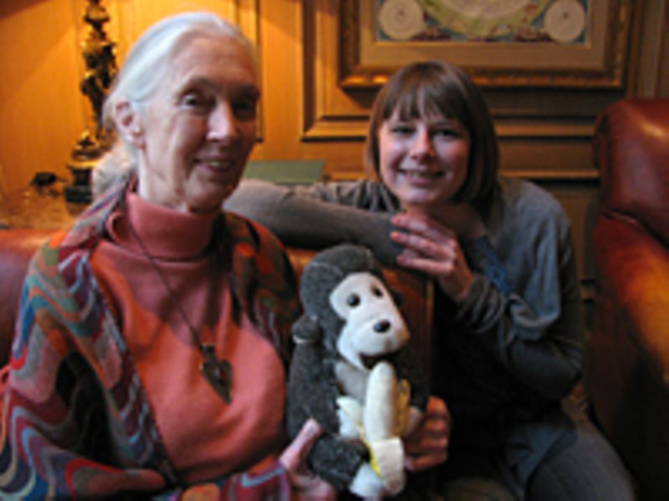 INTERVIEW: GEO.de-Redakteurin Anna Sandner traf die wissenschaftliche Beraterin des Filmteams und bekannte Verhaltensforscherin Jane Goodall in Berlin zum Interview INTERVIEW: GEO.de-Redakteurin Anna Sandner traf die wissenschaftliche Beraterin des Filmteams und bekannte Verhaltensforscherin Jane Goodall in Berlin zum Interview