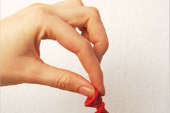 Basteln: Basteltipp: schlagfertige Piñatas - Bild 4