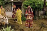 Vrindavan: Jungen als Radha und Krishna verkleidet