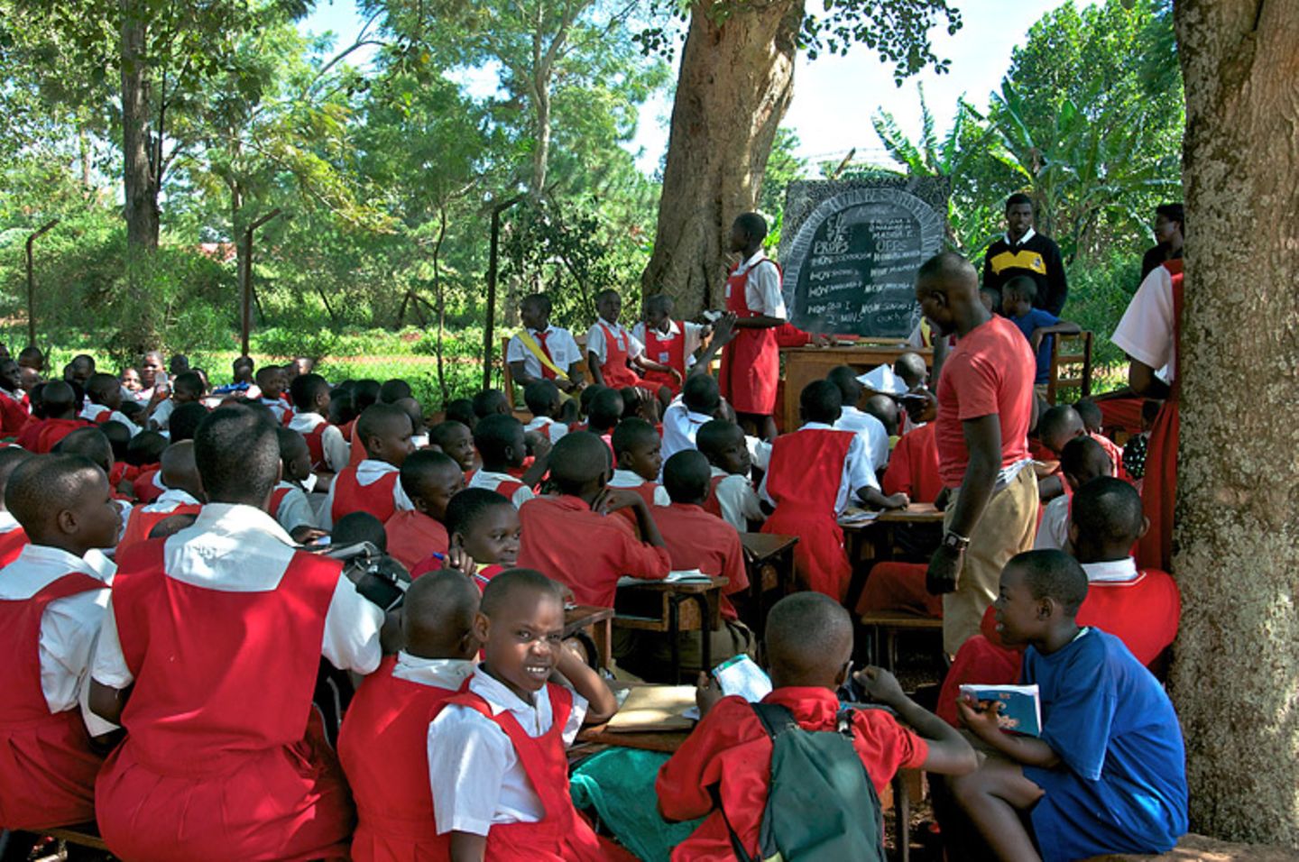 Hoffnung für Waisenkinder in Uganda - Bild 3