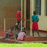 Hoffnung für Waisenkinder in Uganda - Bild 9